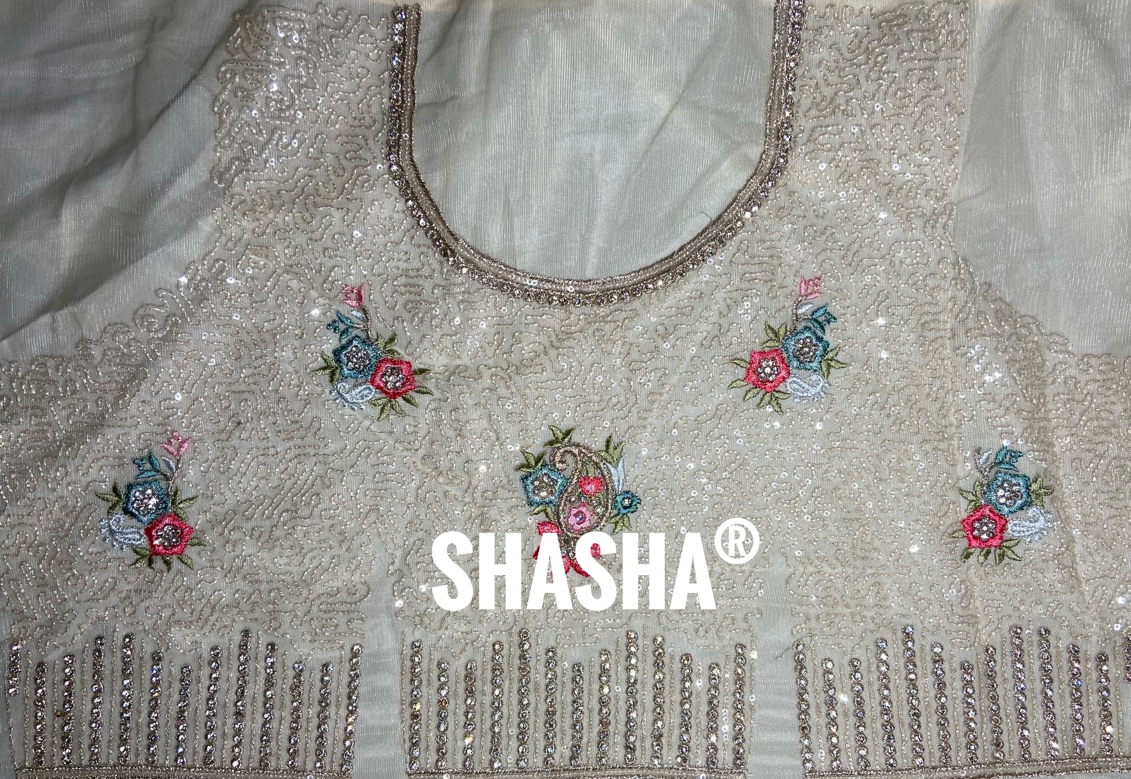 PRINCESS WHITE LEHENGA