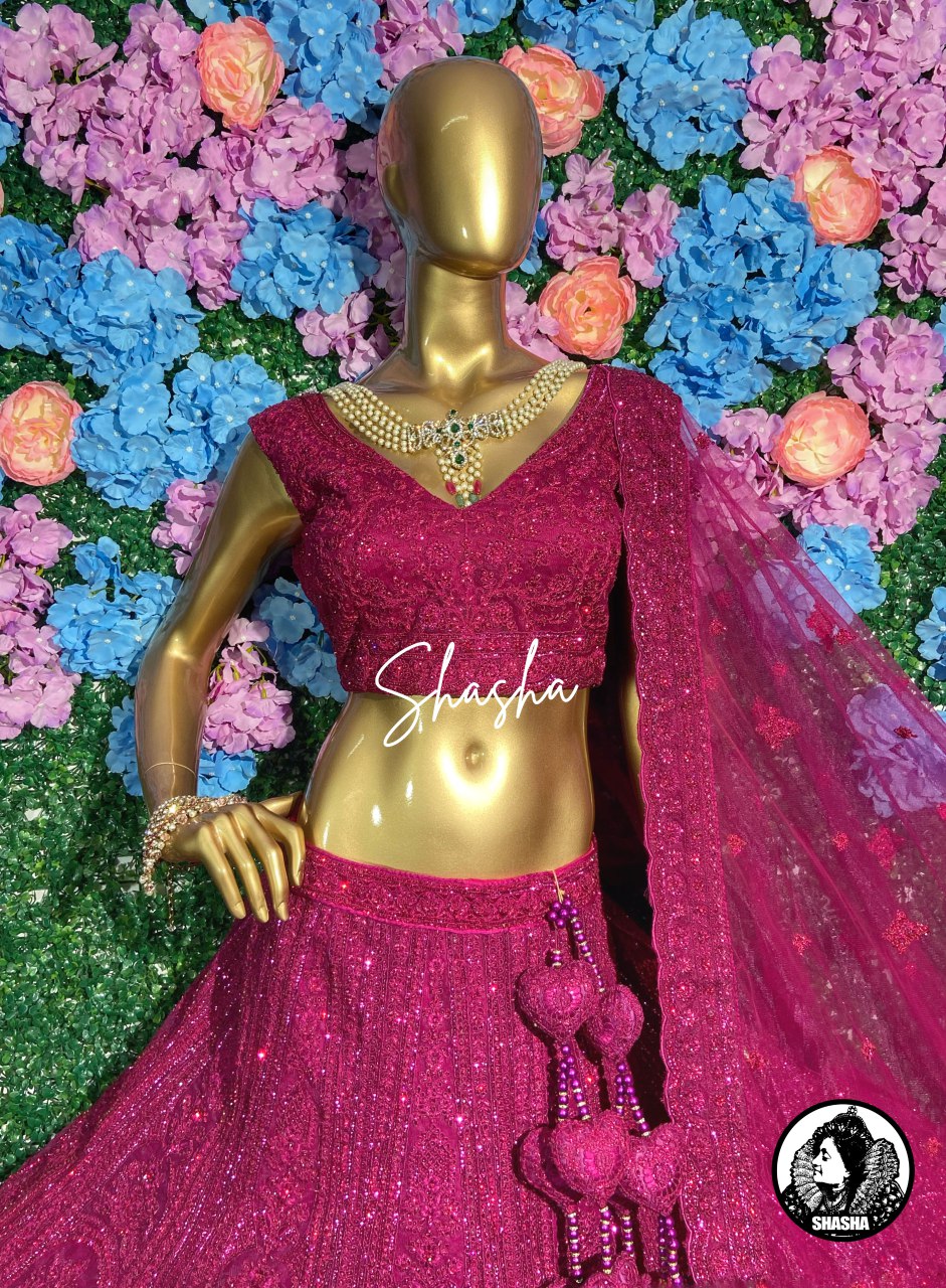 Shop Gujrati Lehenga Choli For Bridal for Women Online from India's Luxury  Designers 2024